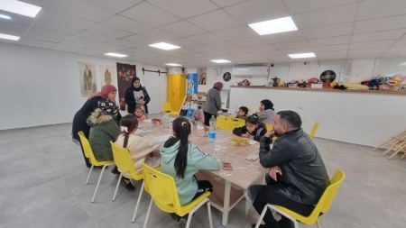 رهط : افتتاح دورة الرسام الماهر لذوي القدرات الخاصة